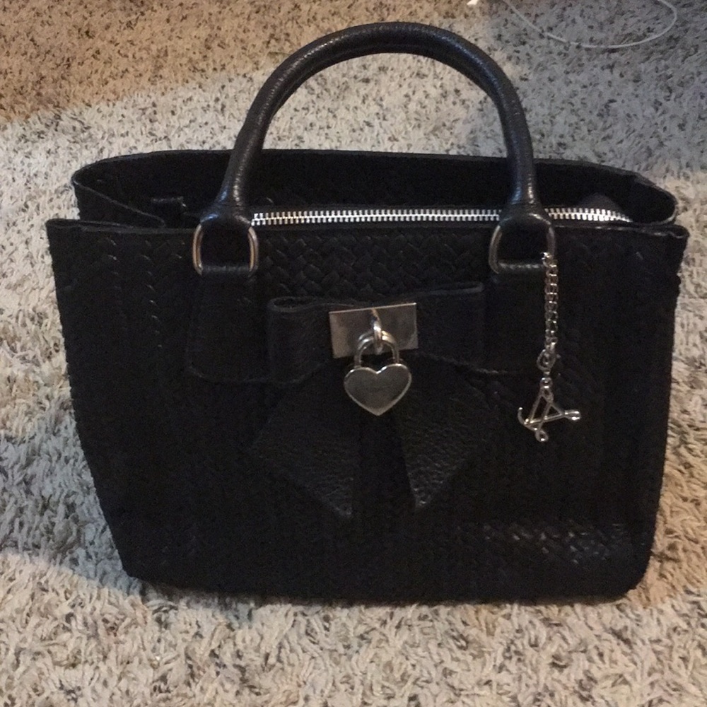 Small black leather tote